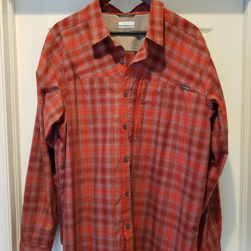 Columbia XL button down shirt